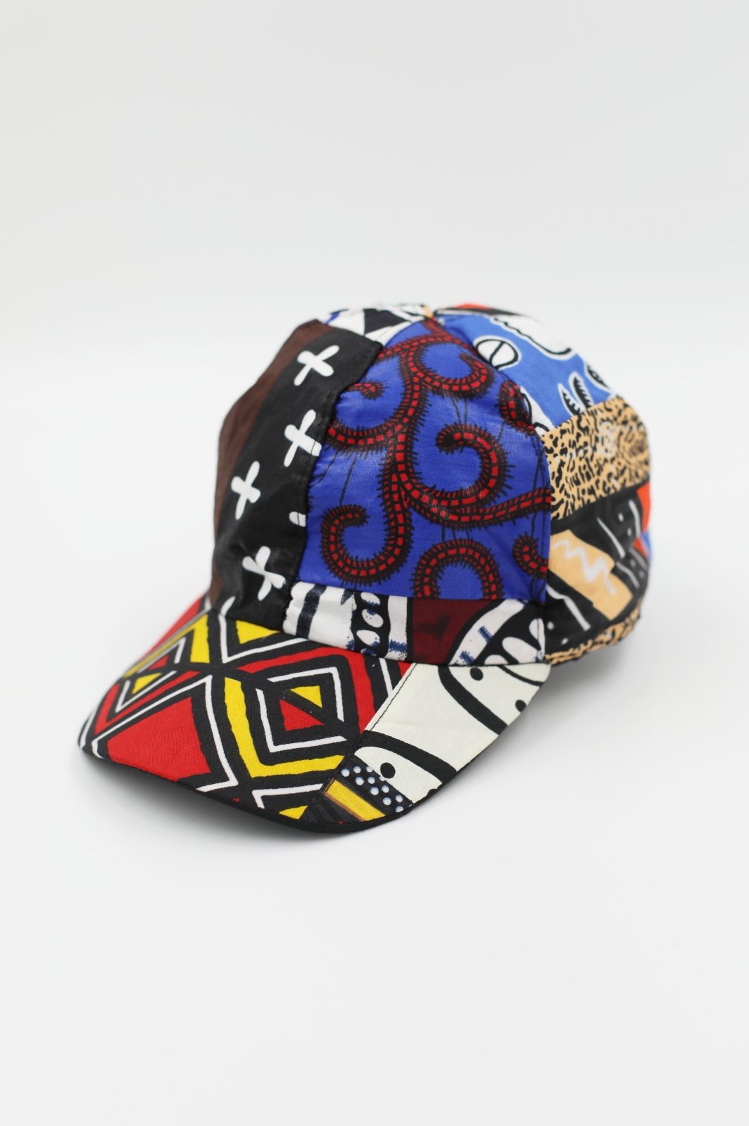 Batikowa czapka z daszkiem