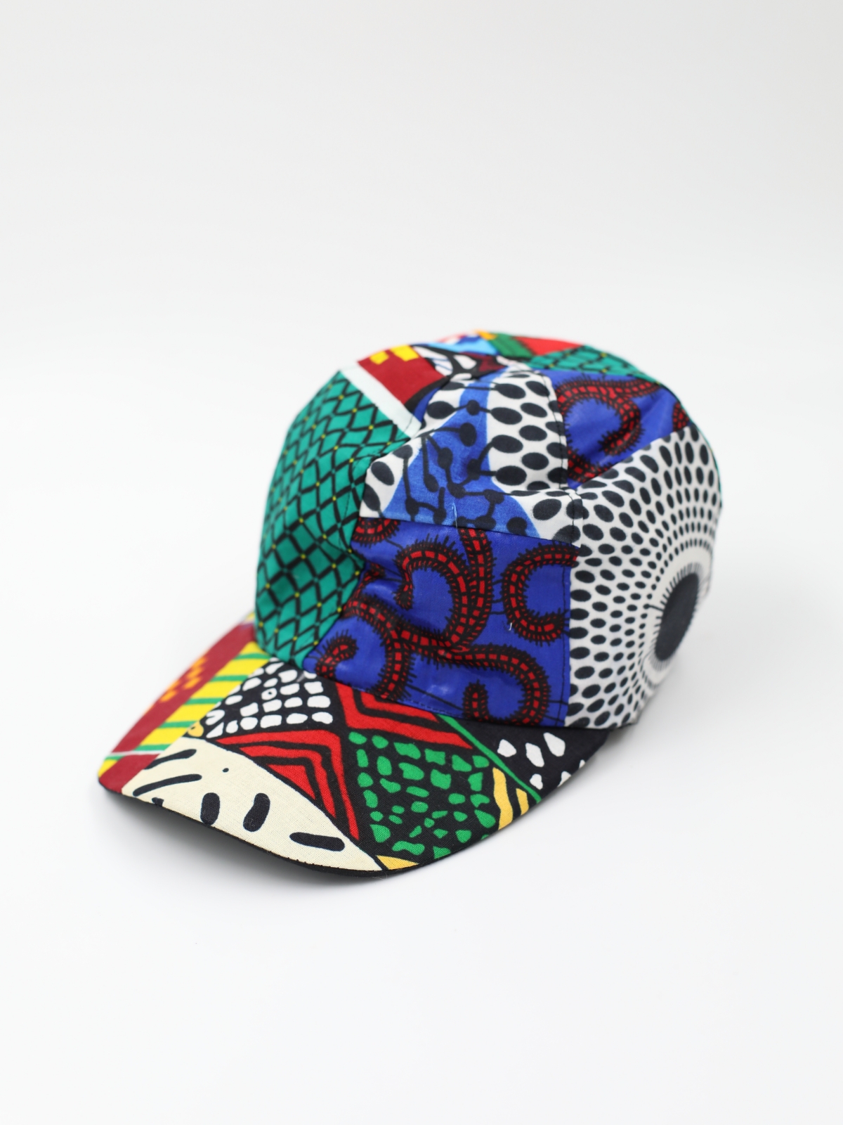 Batikowa czapka z daszkiem