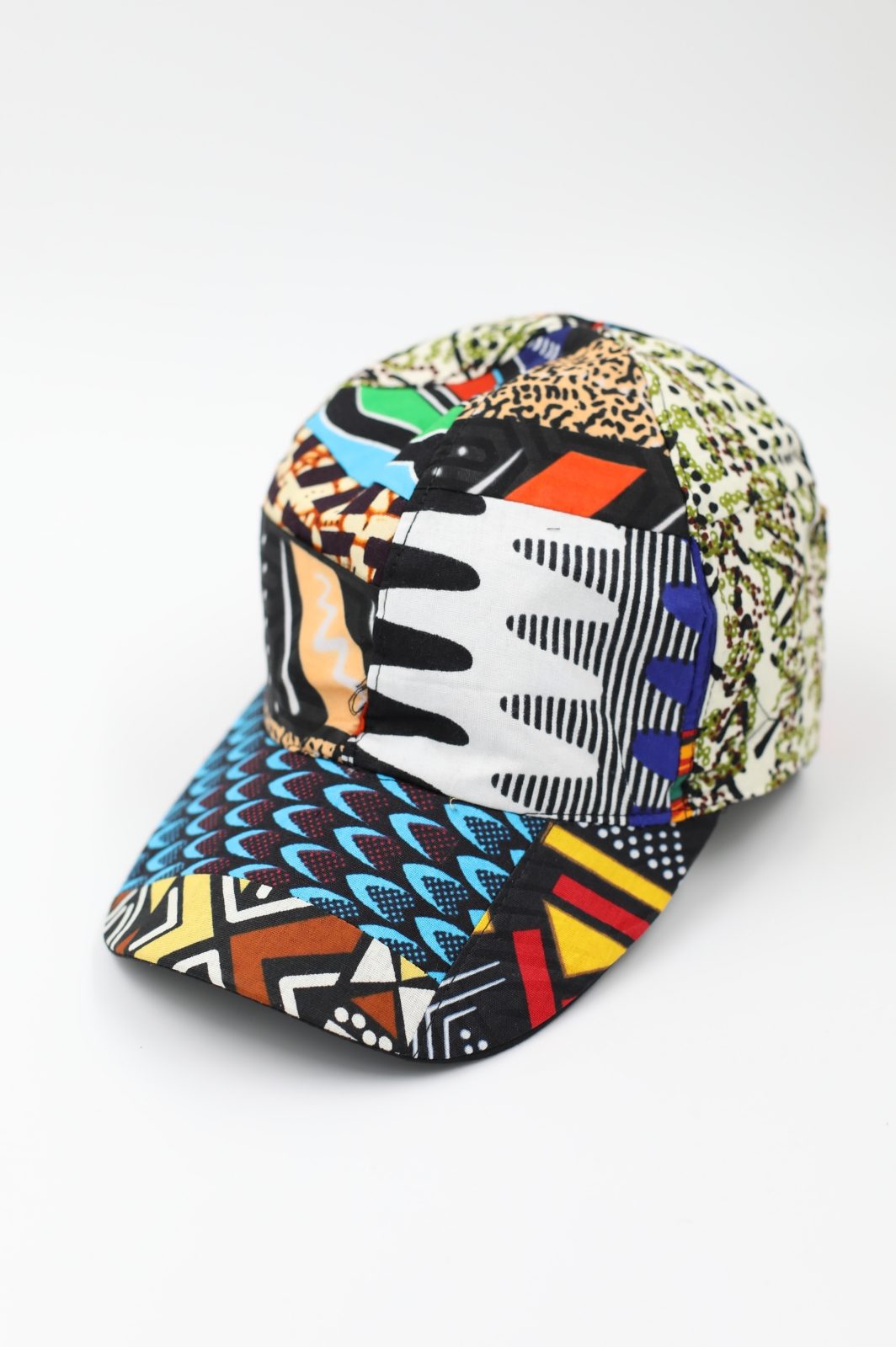 Batikowa czapka z daszkiem