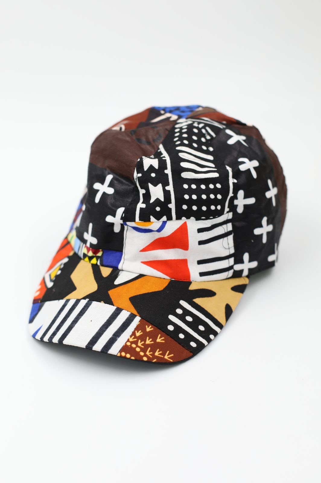 Batikowa czapka z daszkiem