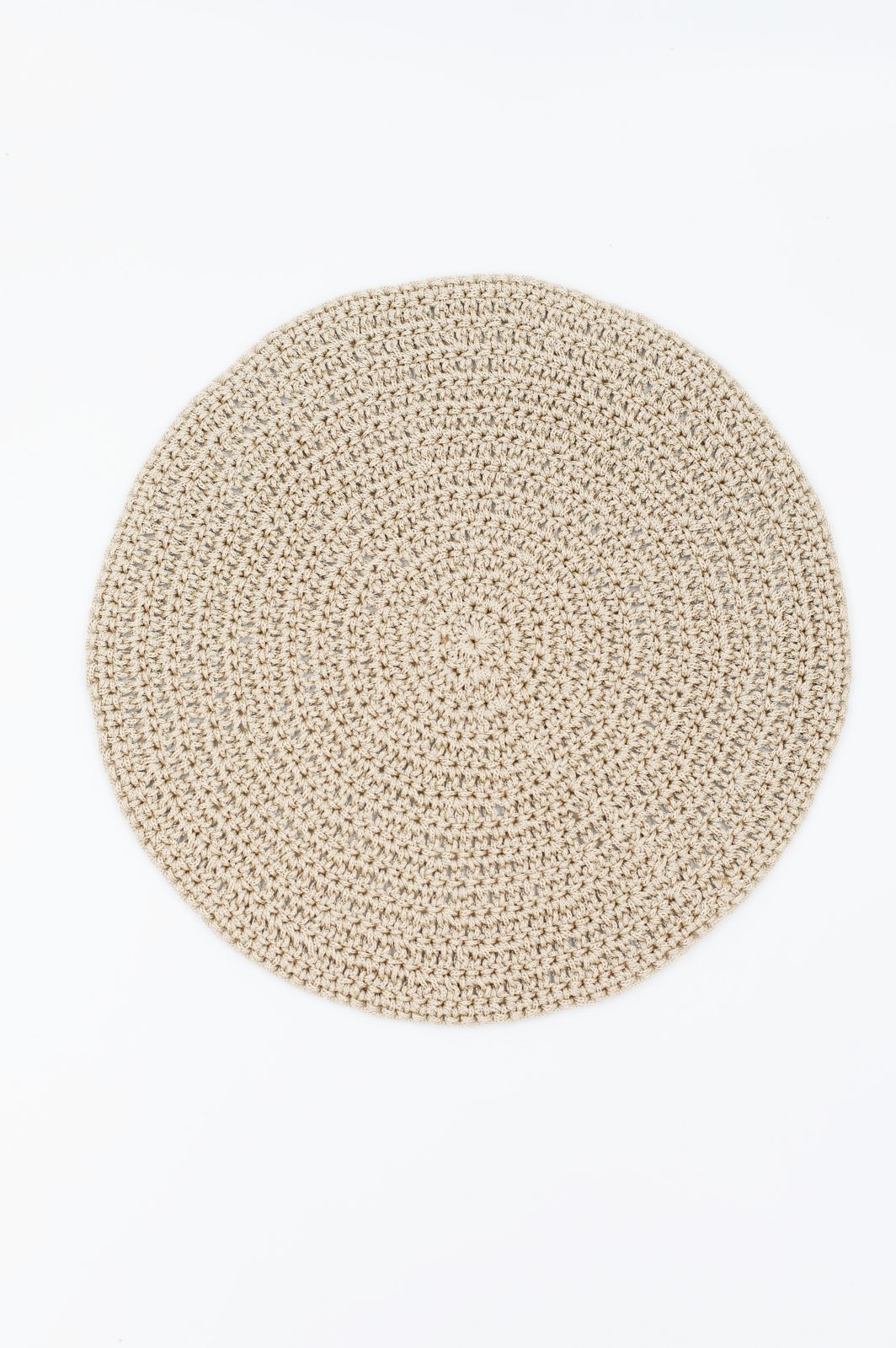 Podkładka na stół pleciona beżowa