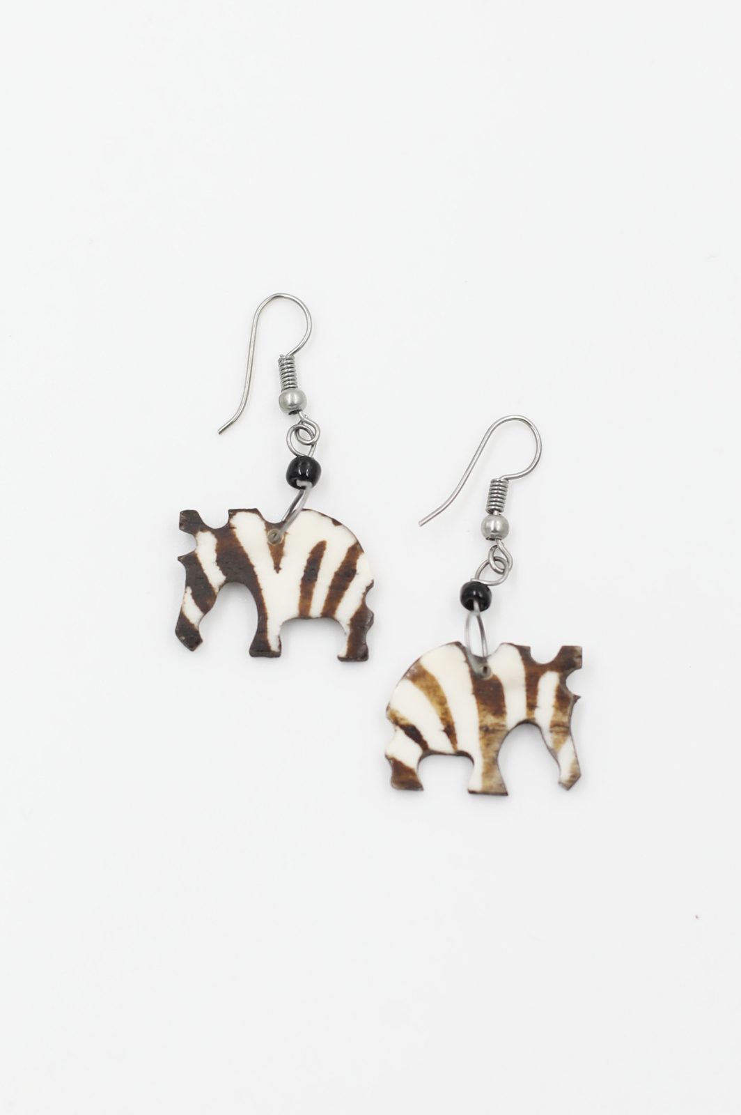 Kolczyki drewniane zebra